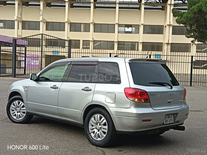 Mitsubishi Airtrek 2002, 299,000 km - 2.4 л - Sumqayıt