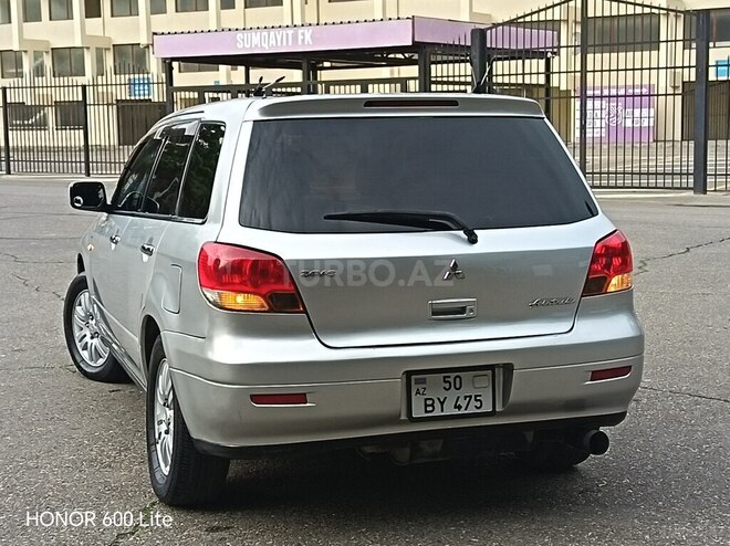 Mitsubishi Airtrek 2002, 299,000 km - 2.4 л - Sumqayıt