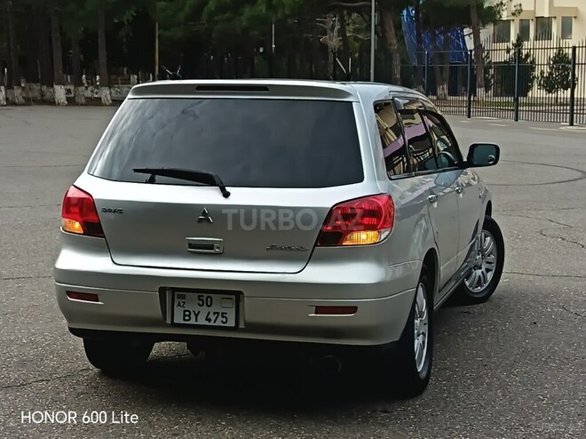 Mitsubishi Airtrek 2002, 299,000 km - 2.4 л - Sumqayıt