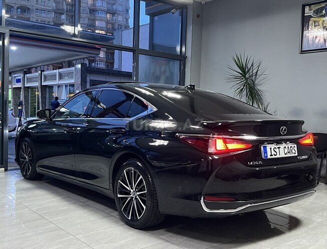 Lexus ES 300h 2022, 89,000 km - 2.5 l - Bakı