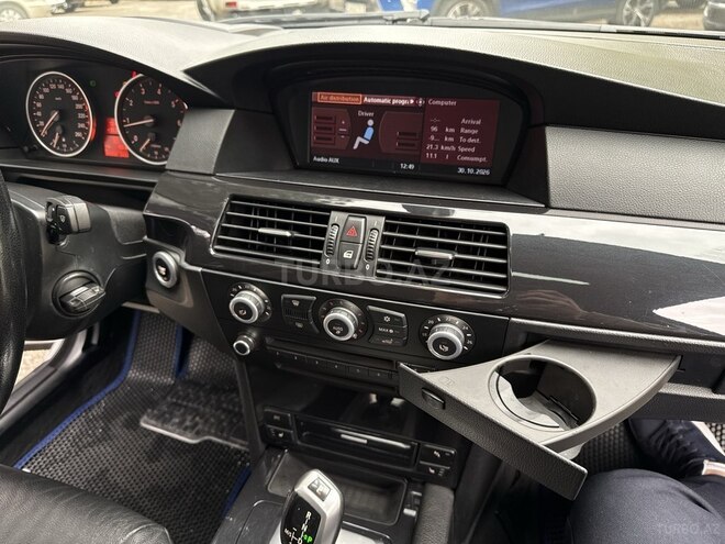 BMW 520 2007, 210,000 km - 2.0 l - Bakı