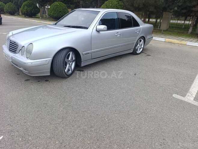 Mercedes E 240 2001, 412,000 km - 2.4 л - Saatlı