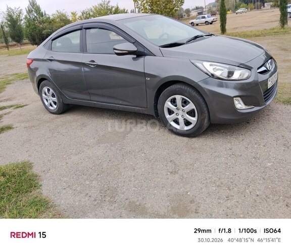 Hyundai Accent 2012, 134,645 km - 1.6 л - Gəncə