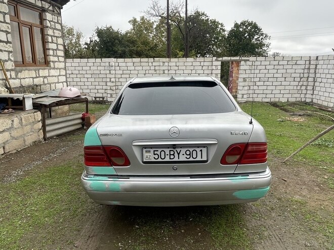 Mercedes E 240 1998, 160,000 km - 2.4 l - Qazax