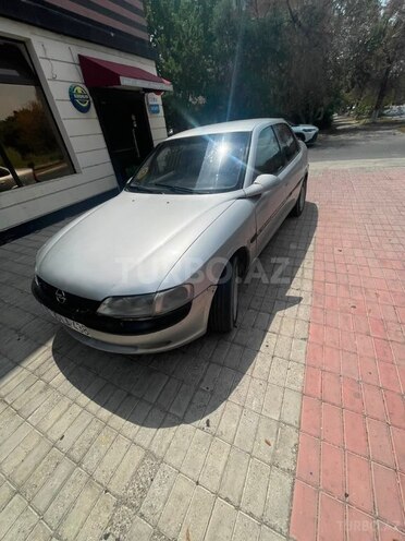 Opel Vectra 1998, 32,000 km - 1.8 l - Sumqayıt