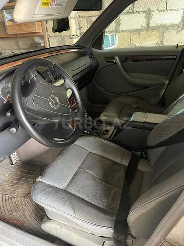 Mercedes C 230 1998, 257,000 km - 2.3 l - Masallı