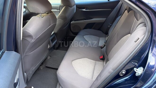 Toyota Camry 2021, 136,800 km - 2.5 l - Bakı