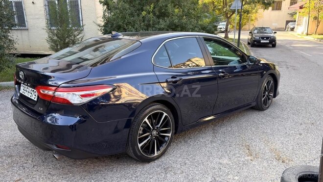 Toyota Camry 2021, 136,800 km - 2.5 l - Bakı