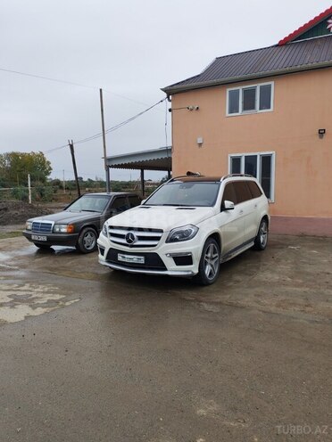 Mercedes GL 500 4MATIC 2013, 110,200 km - 4.7 l - Ucar
