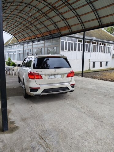 Mercedes GL 500 4MATIC 2013, 110,200 km - 4.7 l - Ucar