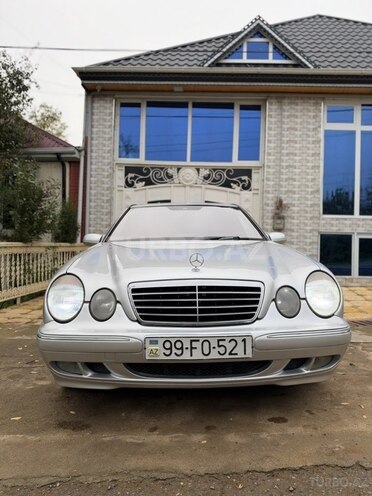 Mercedes E 220 2000, 395,000 km - 2.2 l - Gədəbəy