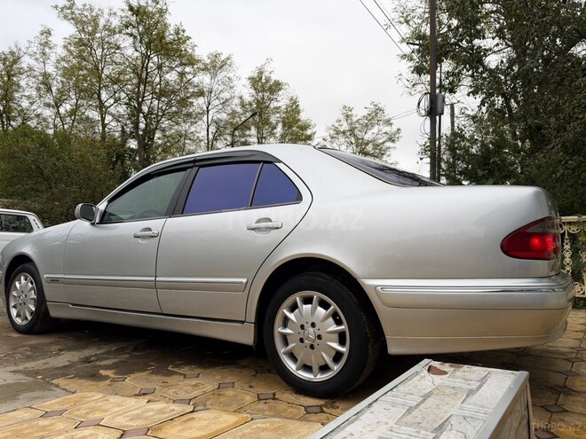 Mercedes E 220 2000, 395,000 km - 2.2 l - Gədəbəy