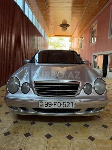 Mercedes E 220 2000, 395,000 km - 2.2 l - Gədəbəy