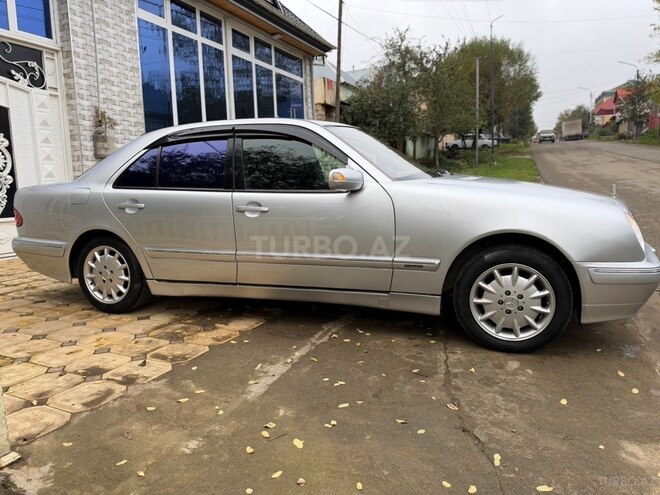 Mercedes E 220 2000, 395,000 km - 2.2 l - Gədəbəy