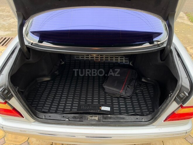 Mercedes E 220 2000, 395,000 km - 2.2 l - Gədəbəy