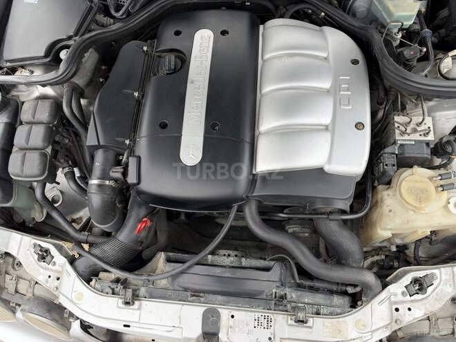 Mercedes E 220 2000, 395,000 km - 2.2 l - Gədəbəy