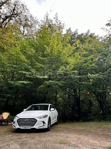 Hyundai Avante 2016, 300,000 km - 1.6 l - Bakı
