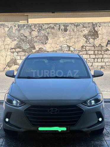 Hyundai Avante 2016, 300,000 km - 1.6 l - Bakı