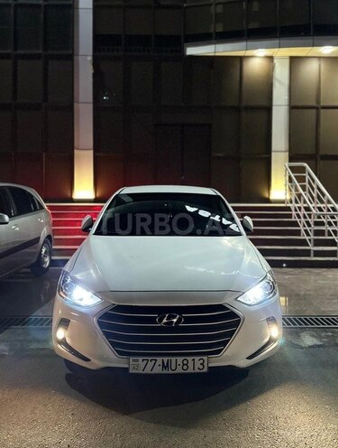 Hyundai Avante 2016, 300,000 km - 1.6 l - Bakı