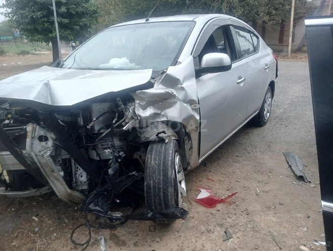 Nissan Latio 2015, 93,000 km - 1.2 l - Biləsuvar