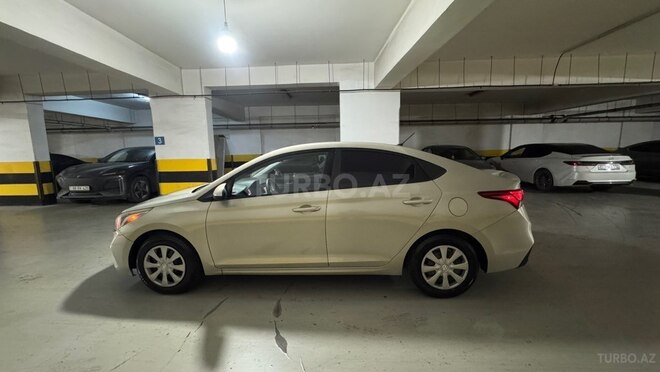 Hyundai Accent 2018, 196,340 km - 1.6 l - Bakı