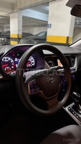 Hyundai Accent 2018, 196,340 km - 1.6 l - Bakı