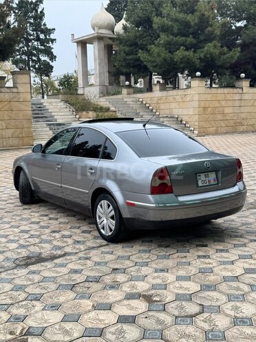 Volkswagen Passat 2004, 209,400 km - 1.8 л - Gəncə