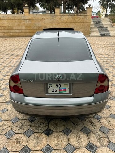 Volkswagen Passat 2004, 209,400 km - 1.8 л - Gəncə