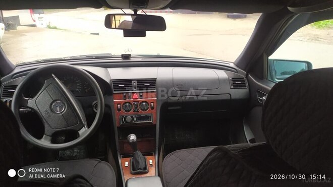 Mercedes C 220 1999, 577,290 km - 2.2 л - Şamaxı