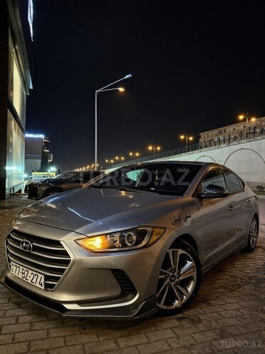 Hyundai Elantra 2017, 297,729 km - 2.0 l - Bakı