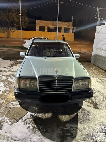 Mercedes 200 E 1986, 300,000 km - 2.0 l - Bakı