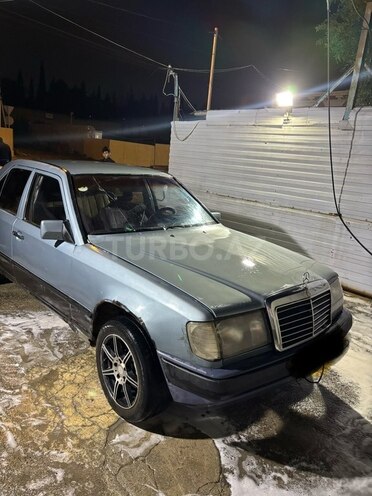 Mercedes 200 E 1986, 300,000 km - 2.0 l - Bakı