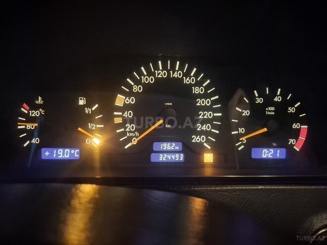 Mercedes C 240 1999, 325,395 km - 2.4 l - Bakı