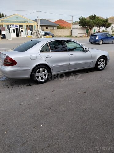 Mercedes E 220 2002, 325,000 km - 2.2 l - Bakı
