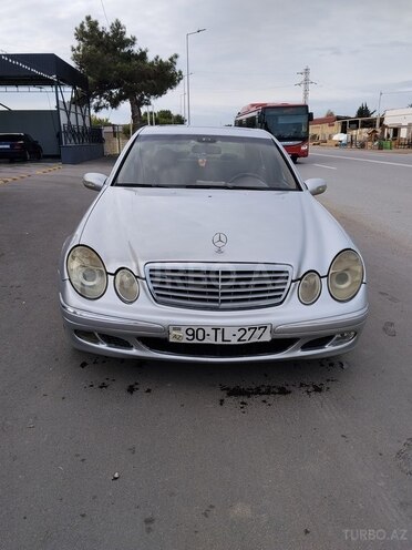 Mercedes E 220 2002, 325,000 km - 2.2 l - Bakı