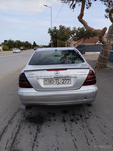 Mercedes E 220 2002, 325,000 km - 2.2 l - Bakı