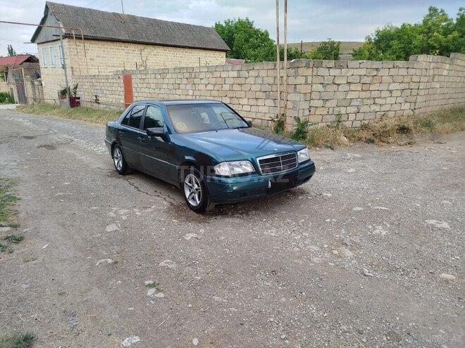 Mercedes C 200 1996, 200,000 km - 2.0 l - Qobustan