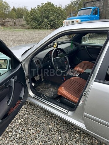 Mercedes C 200 2000, 348,000 km - 2.0 l - Ağcabədi