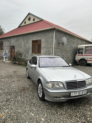 Mercedes C 200 2000, 348,000 km - 2.0 l - Ağcabədi