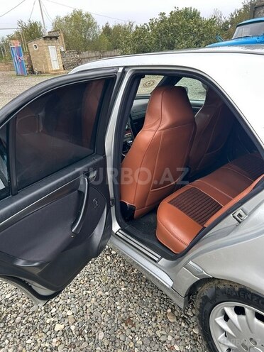 Mercedes C 200 2000, 348,000 km - 2.0 l - Ağcabədi