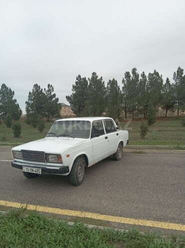 LADA (VAZ) 2107 2005, 95,868 km - 1.6 l - Salyan
