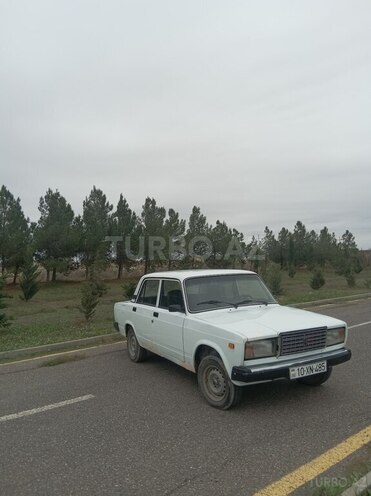 LADA (VAZ) 2107 2005, 95,868 km - 1.6 l - Salyan