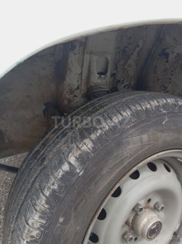 LADA (VAZ) 2107 2005, 95,868 km - 1.6 l - Salyan