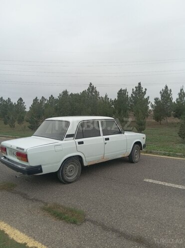 LADA (VAZ) 2107 2005, 95,868 km - 1.6 l - Salyan