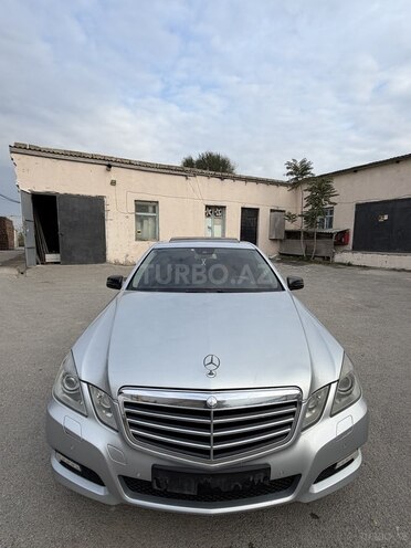 Mercedes E 250 2009, 300,000 km - 2.1 l - Bakı