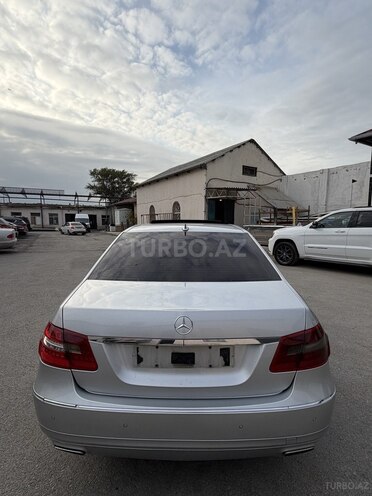 Mercedes E 250 2009, 300,000 km - 2.1 l - Bakı