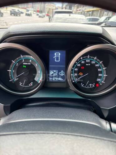 Toyota Land Cruiser Prado 2010, 275,000 km - 4.0 l - Bakı