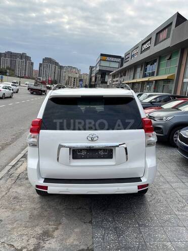 Toyota Land Cruiser Prado 2010, 275,000 km - 4.0 l - Bakı
