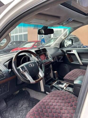 Toyota Land Cruiser Prado 2010, 275,000 km - 4.0 l - Bakı