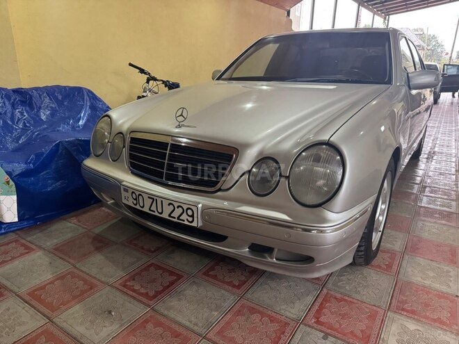 Mercedes E 220 1999, 730,000 km - 2.2 l - Masallı